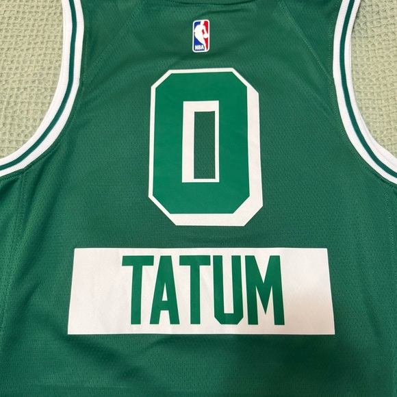 Nike Celtics Jason Tatum Jersey - Picture 7 of 7